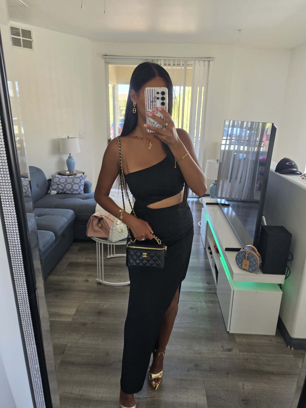 Black One-Shoulder Cutout Maxi Dress - Picture 12 of 16